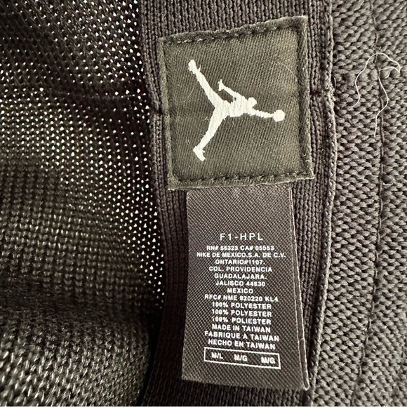 Jordan-black Knit Bucket Hat (Size:M/L) - Picture 3 of 3